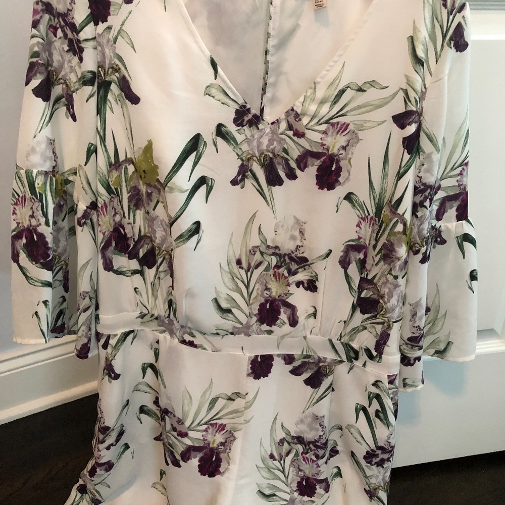 3 qtr bell sleeve floral romper
